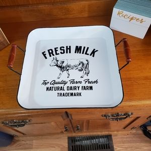 FARMHOUSE METAL TREY